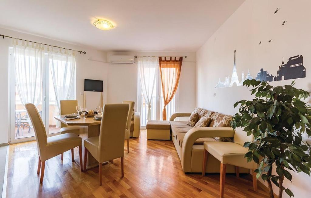 פרמנטורה Apartments - Villa Oliva מראה חיצוני תמונה